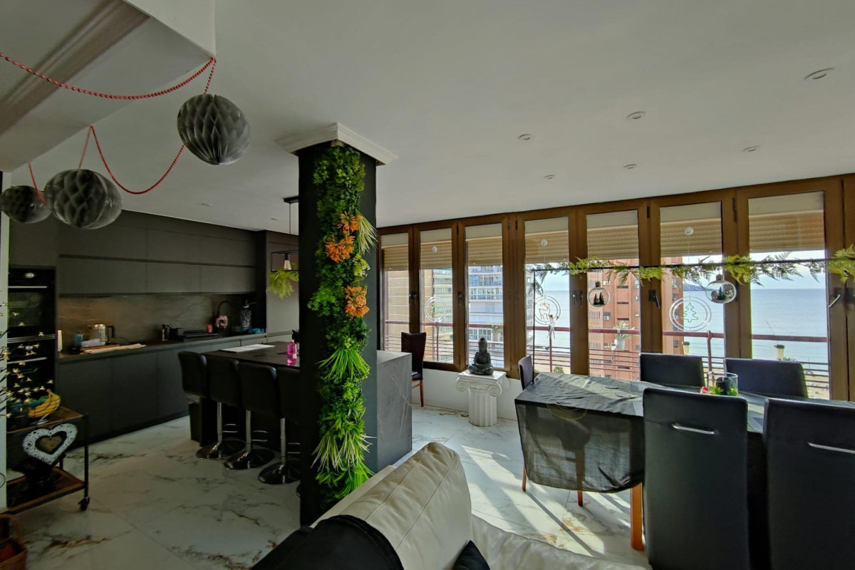 Resale - Apartment  - Benidorm - Playa de Levante