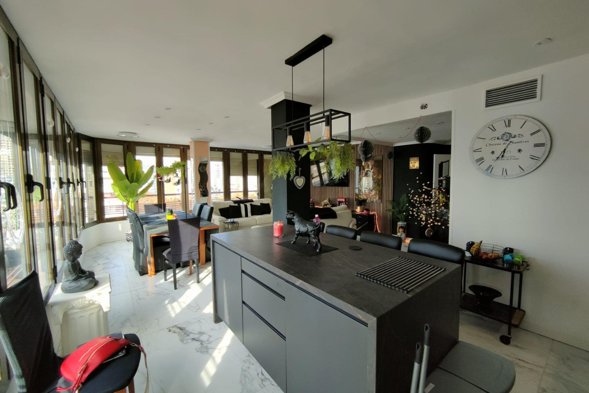 Resale - Apartment  - Benidorm - Playa de Levante