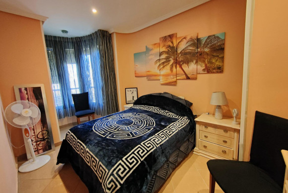 Resale - Apartment  - Benidorm - Playa de Levante