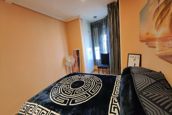 Resale - Apartment  - Benidorm - Playa de Levante