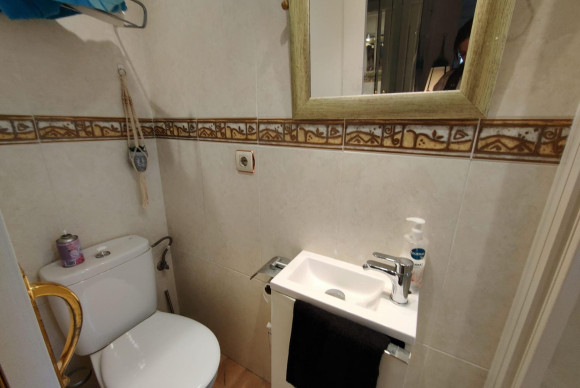 Resale - Apartment  - Benidorm - Playa de Levante