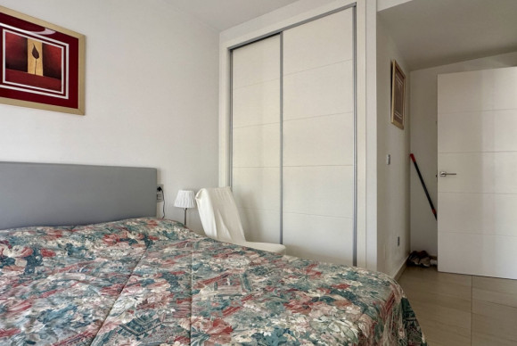 Resale - Apartment  - Orihuela Costa - Punta Prima