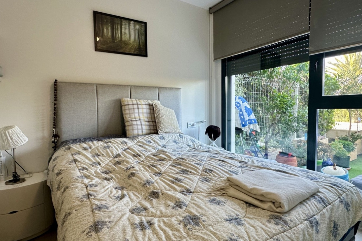 Resale - Apartment  - Orihuela Costa - Punta Prima