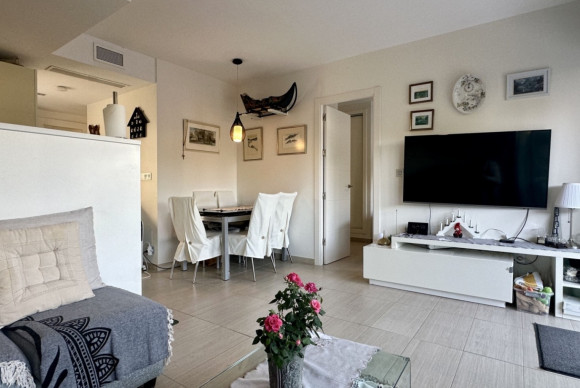 Resale - Apartment  - Orihuela Costa - Punta Prima