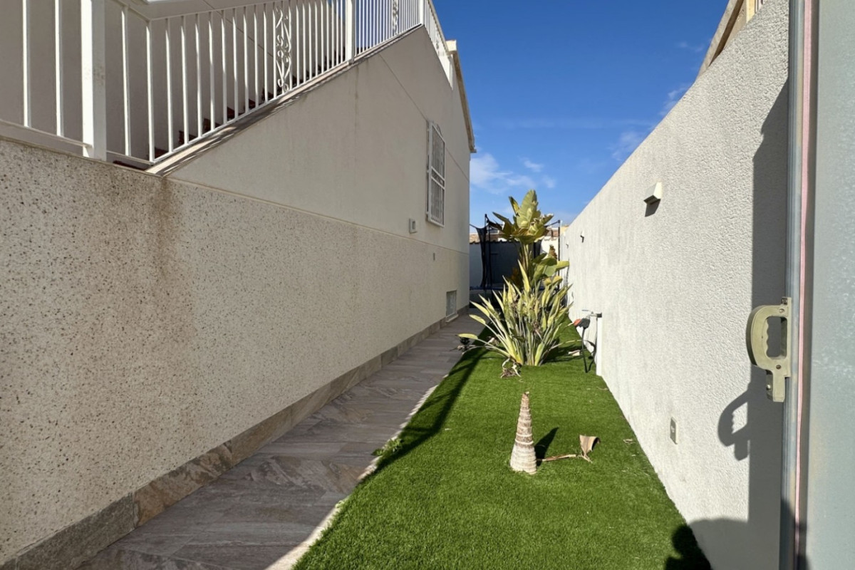 Reventa - Detached Villa - Orihuela Costa - Los Altos