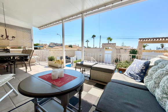 Revente - Villa for sale - Torrevieja - La Siesta