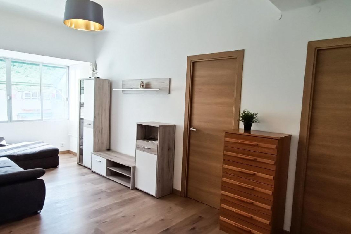 Resale - Apartment  - Alicante - Garbinet-Parque de las Avenidas