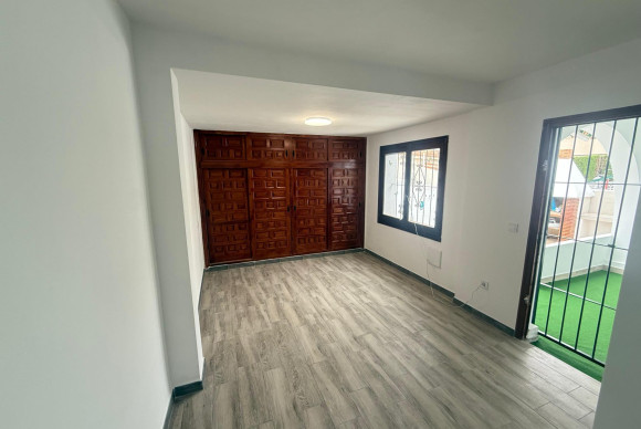 Revente - House - Torrevieja - Los Frutales