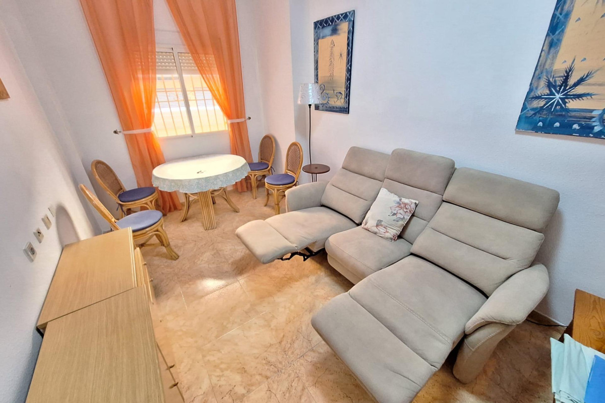 Resale - Townhouse - Alicante - Alicante Golf