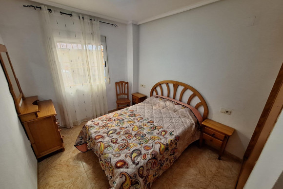 Resale - Townhouse - Alicante - Alicante Golf