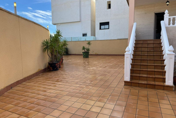 Reventa - Villa - Orihuela Costa - Villamartín-Las Filipinas