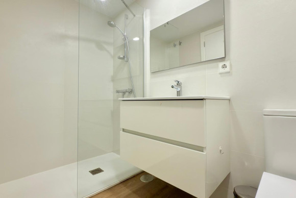 Alquiler a largo plazo - Apartamento / piso - Alicante - Playa de San Juan