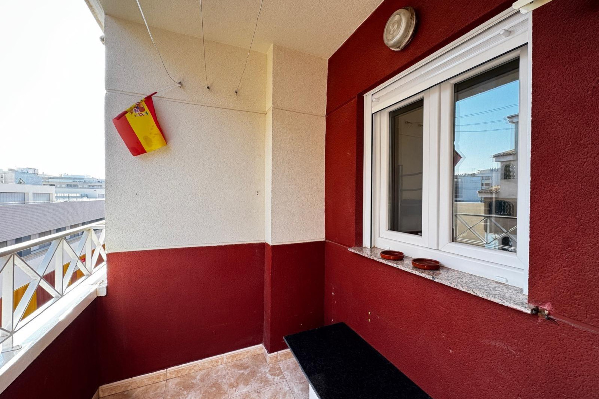 Resale - Apartment  - Torrevieja - Centro