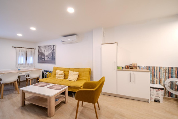 Reventa - Apartamento / piso - Villajoyosa - Paseo maritimo