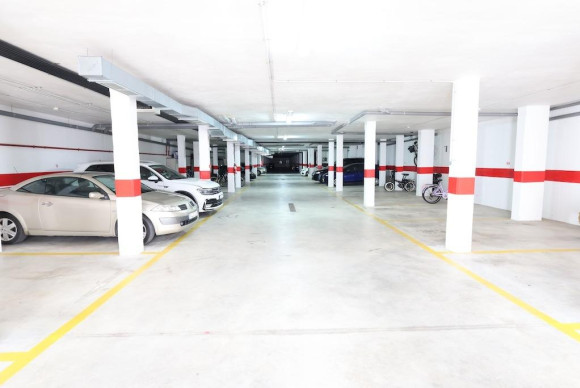 Resale - Apartment  - Orihuela Costa - La Zenia