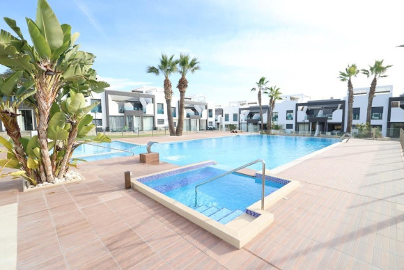 Resale - Apartment  - Orihuela Costa - La Zenia