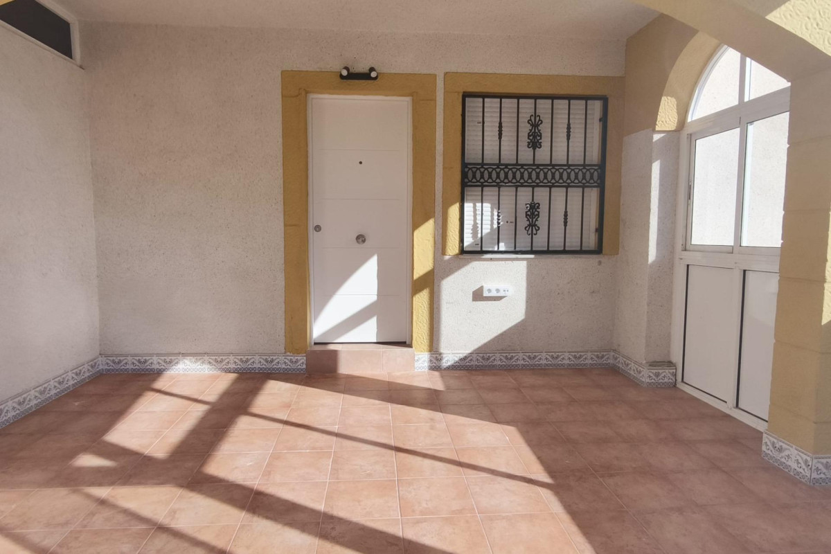 Resale - Townhouse - Orihuela Costa - Urbanización Perla del Mar