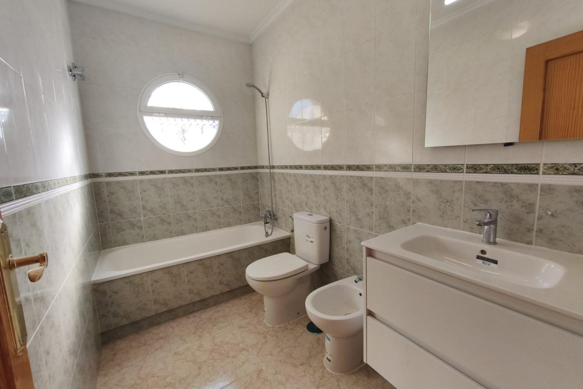 Resale - Townhouse - Orihuela Costa - Urbanización Perla del Mar