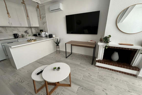 Resale - Apartment  - Torrevieja - Torre la mata