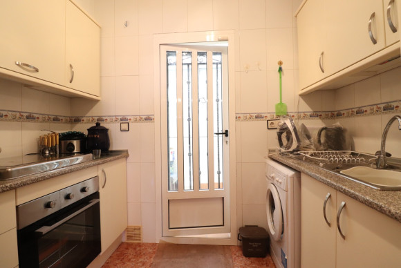 Resale - Apartment  - Los Montesinos - La Herrada