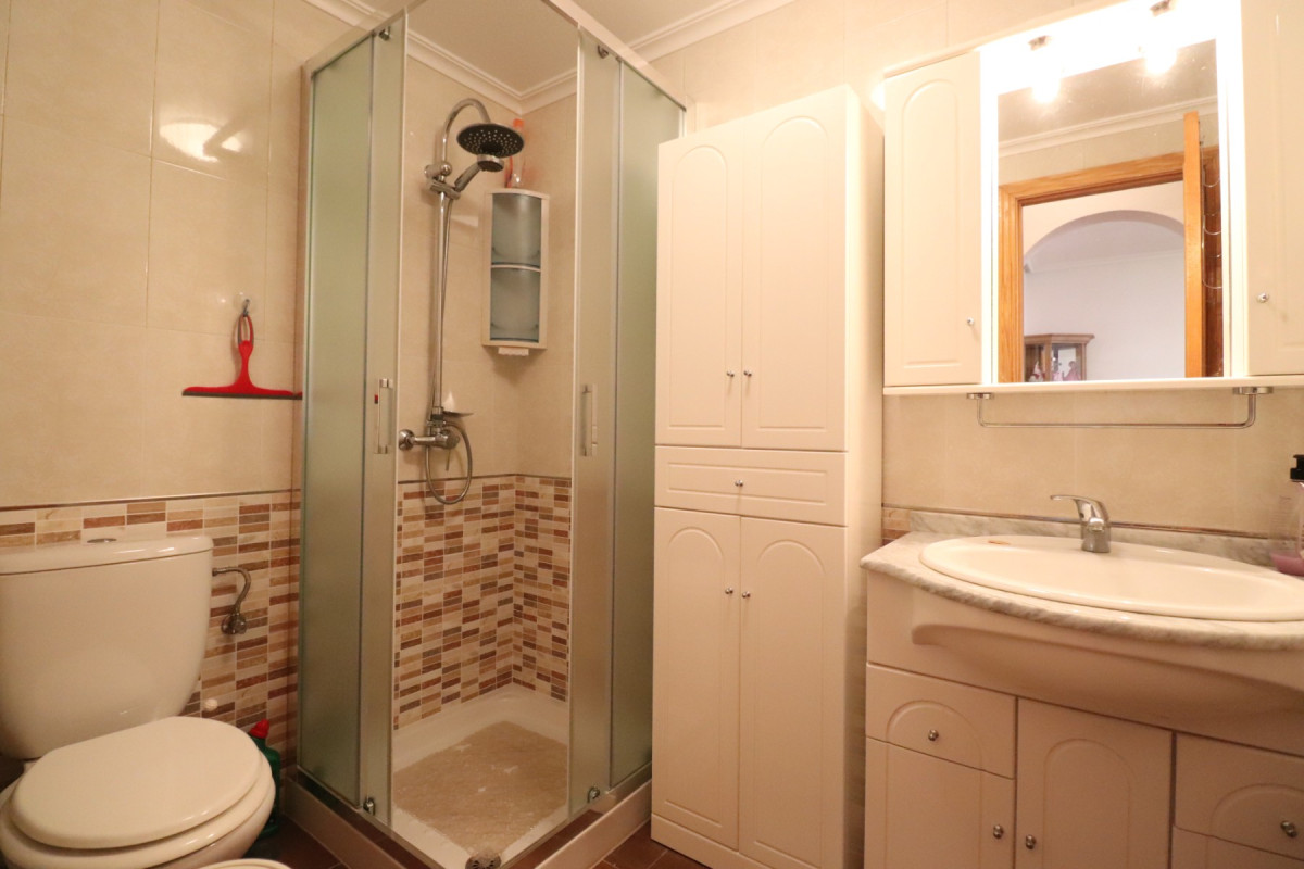 Resale - Apartment  - Los Montesinos - La Herrada