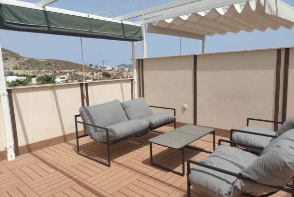 Alquiler a largo plazo - Apartamento / piso - Finestrat - Balcón de finestrat