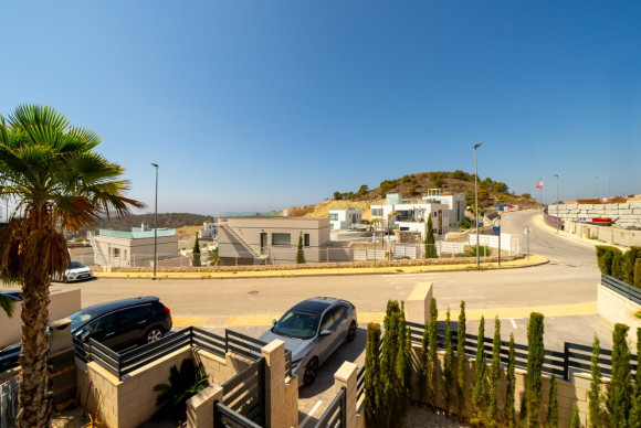 Alquiler a largo plazo - Apartamento / piso - Finestrat - Balcón de finestrat