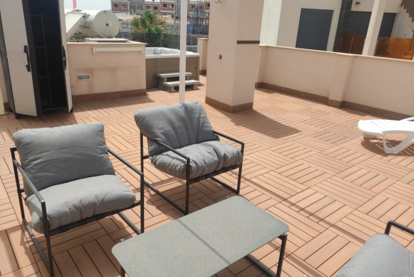 Alquiler a largo plazo - Apartamento / piso - Finestrat - Balcón de finestrat