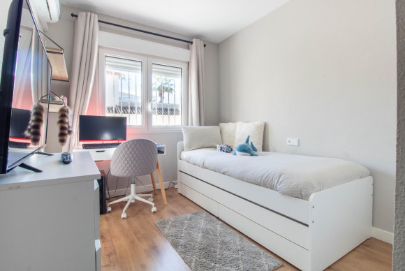 Herverkoop - Villa - San Miguel de Salinas - Blue Lagoon - El Galan