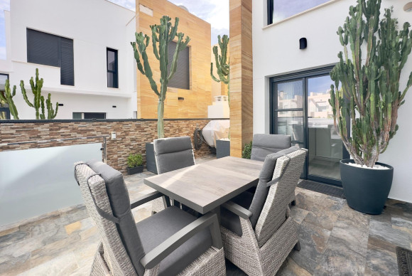 Herverkoop - Villa - Orihuela Costa - Lomas de Cabo Roig