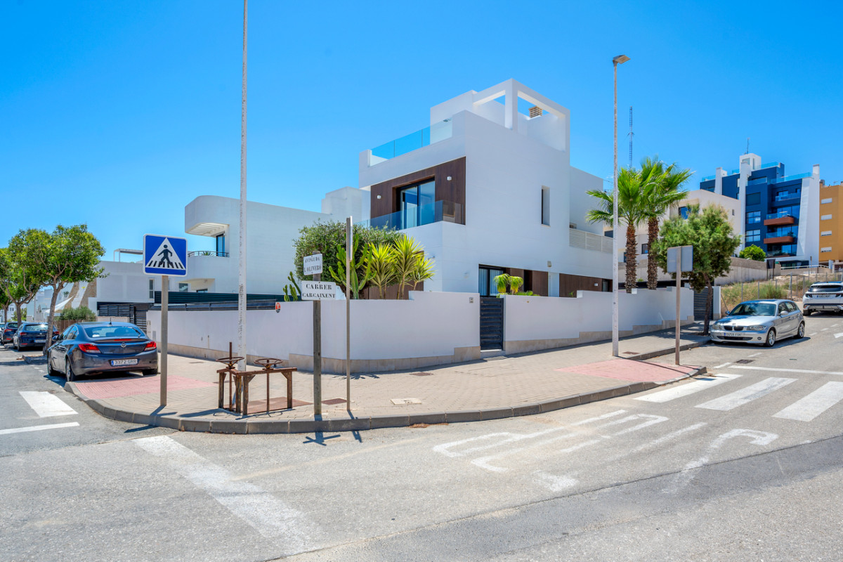 Resale - Villa - Guardamar del Segura