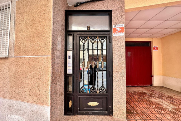 Reventa - Apartamento / piso - Torrevieja - Playa de los Locos