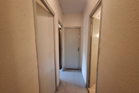 Herverkoop - Appartement  - Alicante - Altozano