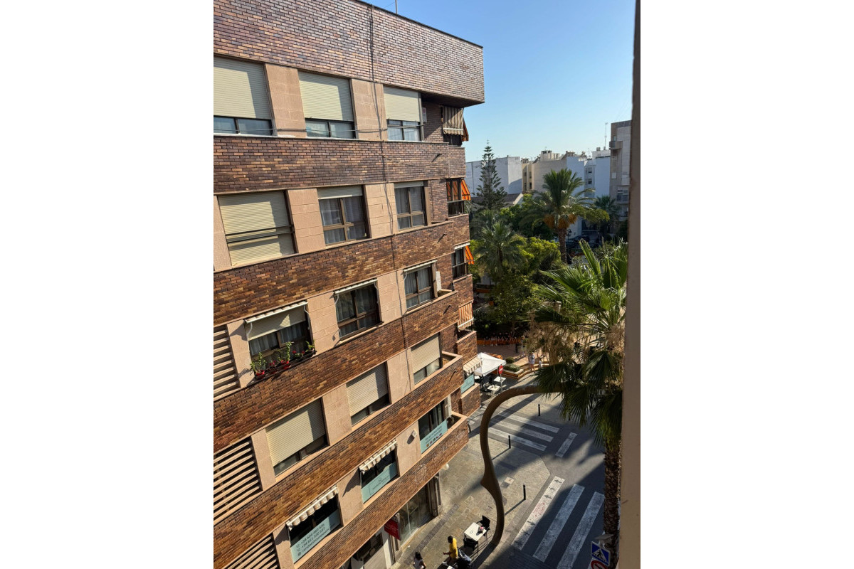 Reventa - Apartamento / piso - Torrevieja