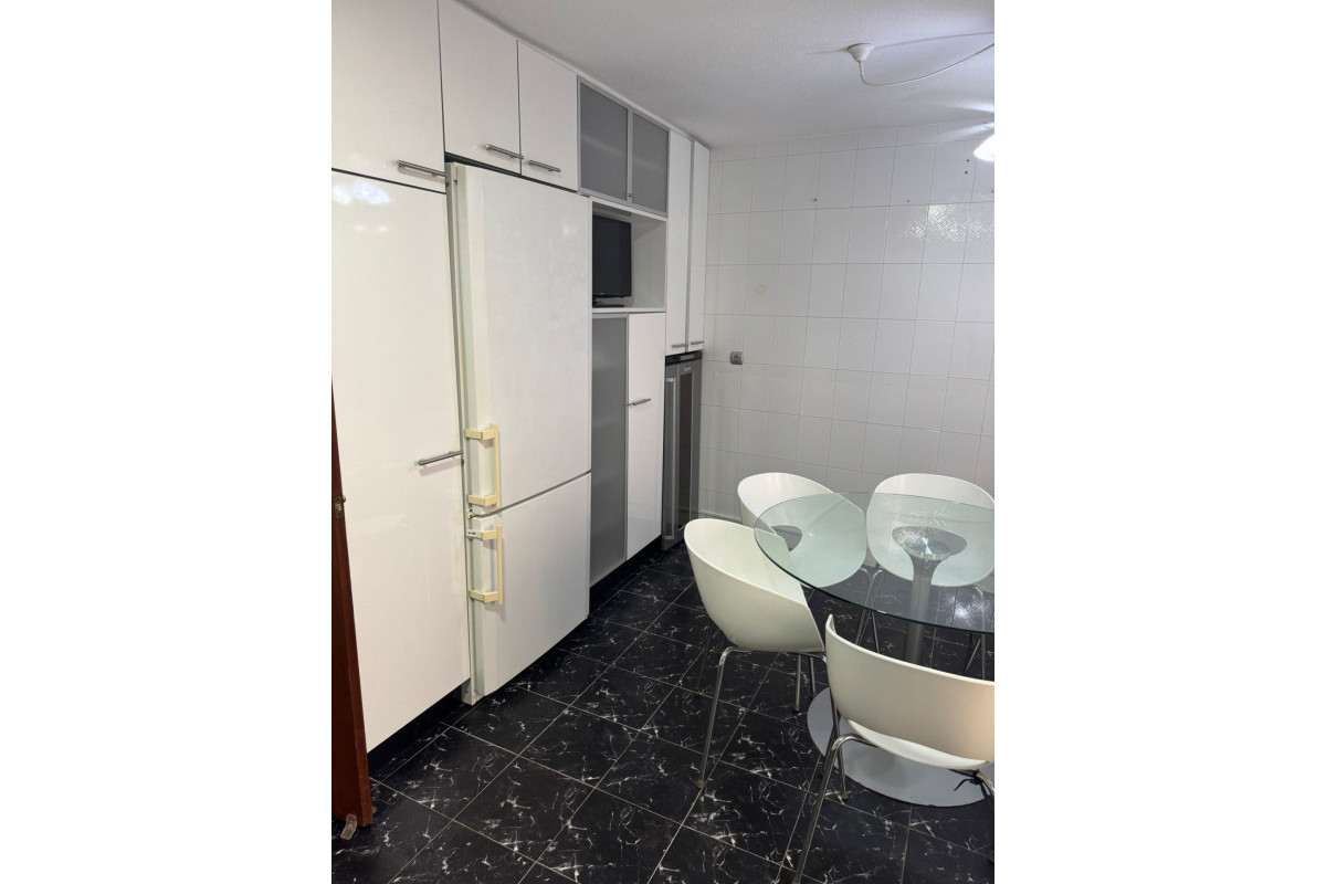 Reventa - Apartamento / piso - Torrevieja