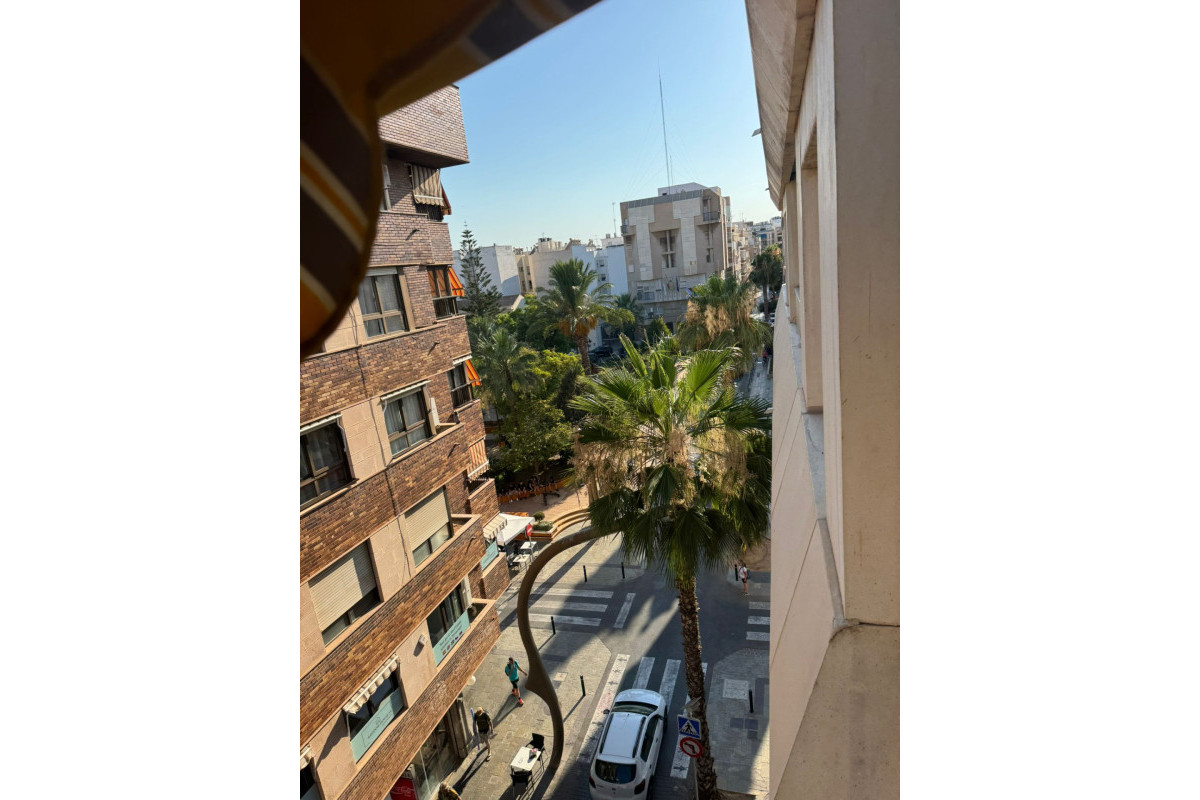 Reventa - Apartamento / piso - Torrevieja