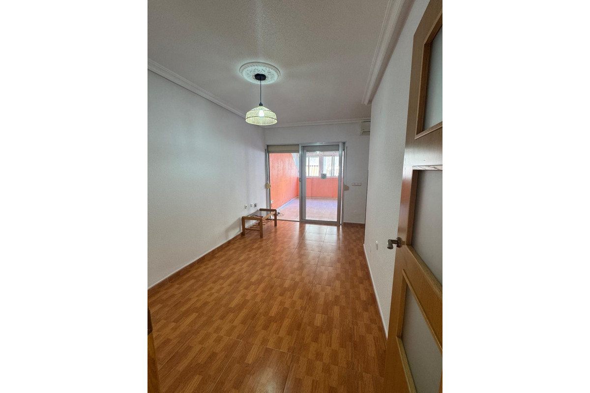 Herverkoop - Appartement  - Torrevieja - Playa de los Locos