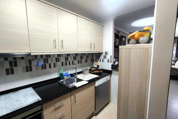 Resale - Apartment  - Torrevieja - Centro