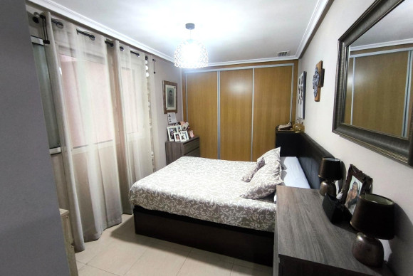 Resale - Apartment  - Torrevieja - Centro