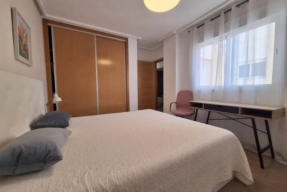 Lange Termijn Verhuur - Appartement  - Torrevieja