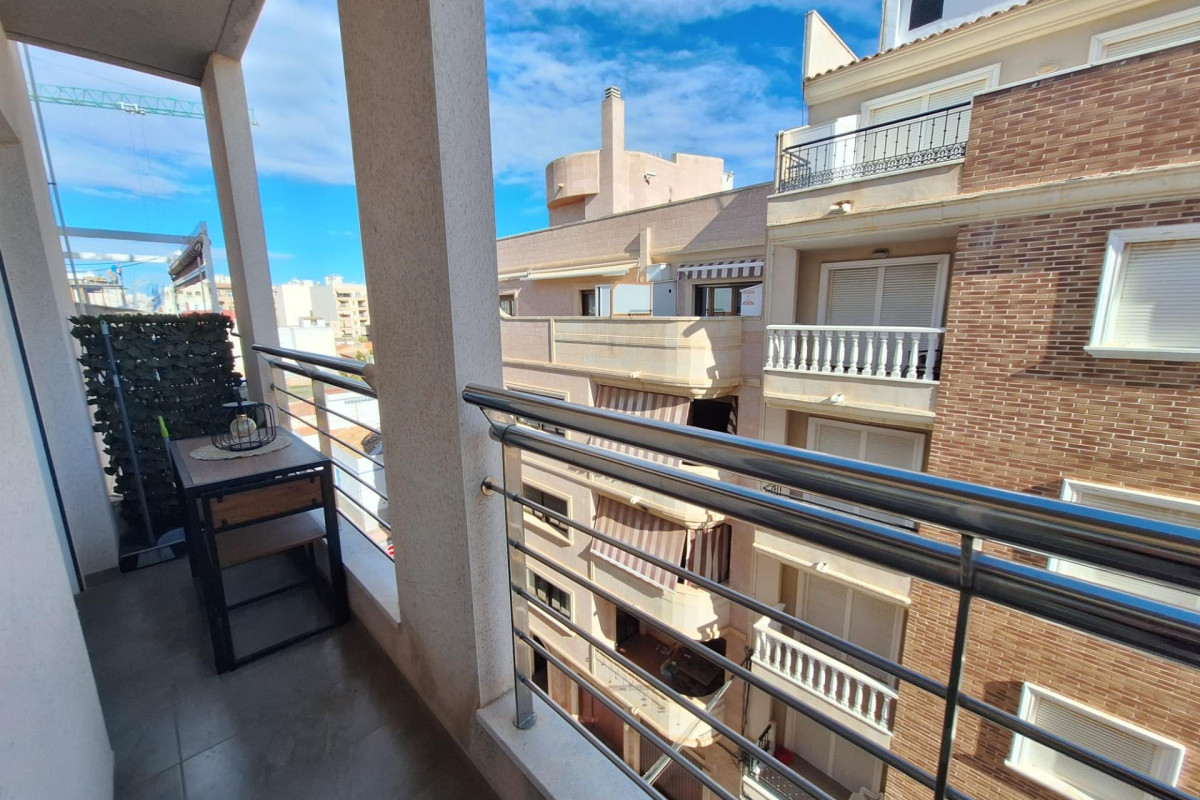 Lange Termijn Verhuur - Appartement  - Torrevieja