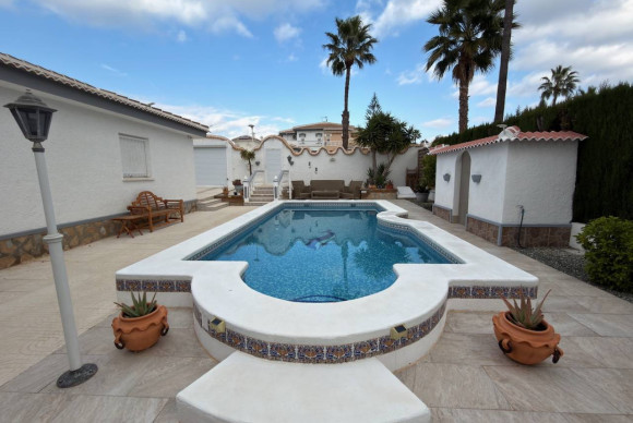 Resale - Villa - Ciudad Quesada