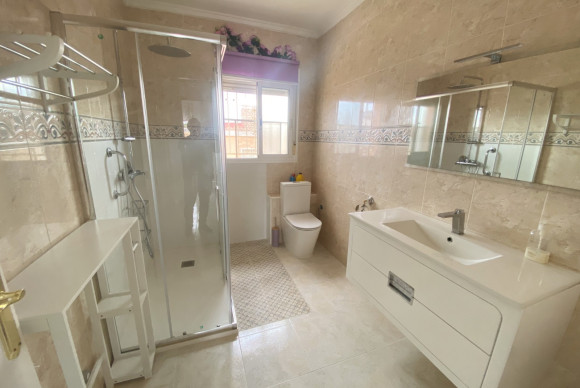 Resale - Townhouse - Benijofar - Monte Azul/ El Dorado