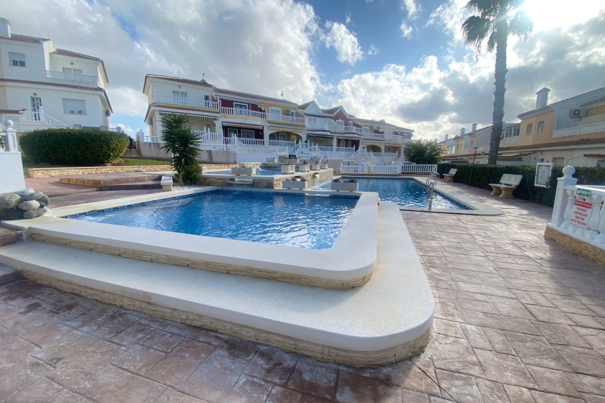 Resale - Townhouse - Benijofar - Monte Azul/ El Dorado