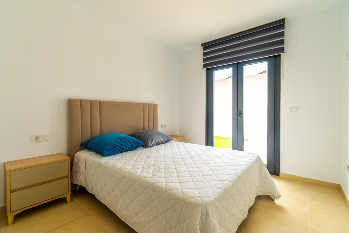 Alquiler a largo plazo - Villa - Finestrat - Sector 13