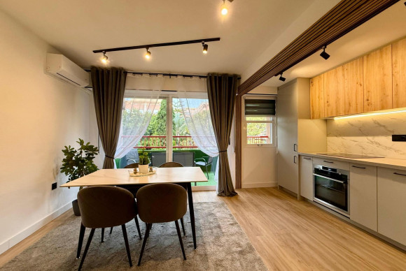 Resale - Apartment  - Torrevieja - Playa del Cura