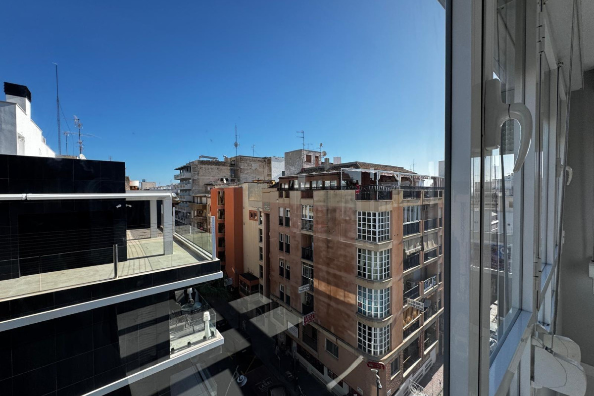 Herverkoop - Appartement  - Torrevieja - Centro