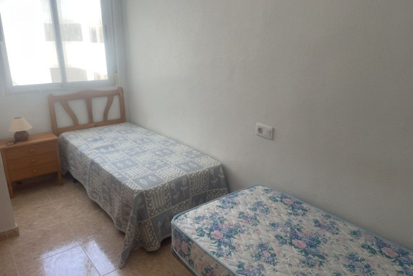 Reventa - Apartamento / piso - Torrevieja