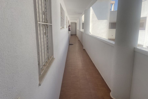 Reventa - Apartamento / piso - Torrevieja