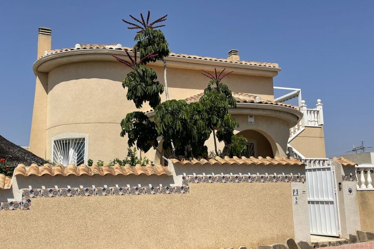 Resale - Villa - Algorfa
